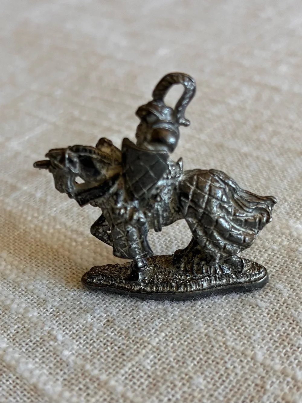 Vintage Pewter Knight on Horseback Figurine – Miniature Medieval Cavalry Statue